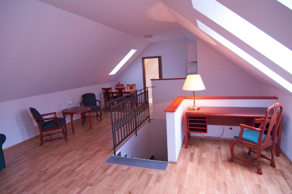 Hotel Klika Ceske Budejovice Room photo